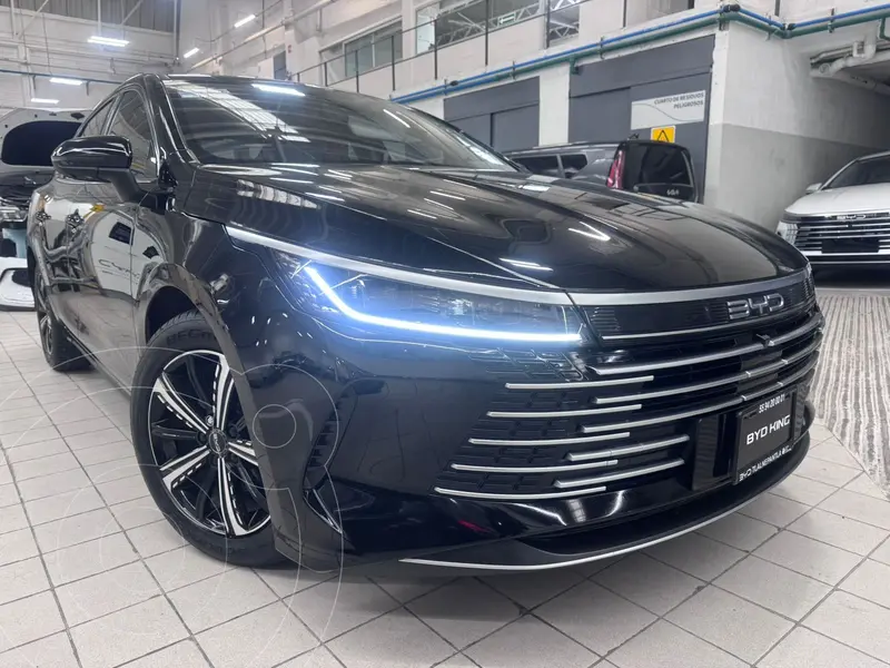 Foto BYD King DM-i usado (2025) color Negro precio $445,000