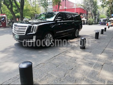 Cadillac Escalade ESV Platinum 8 Pasajeros usado (2018) color Negro precio $1,499,000