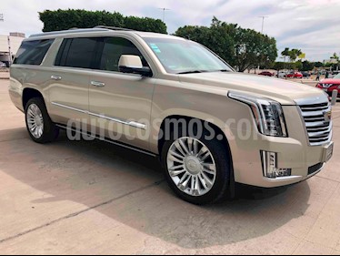 Foto venta Auto usado Cadillac Escalade 4x4 Platinum (2017) color Champagne precio $1,450,000