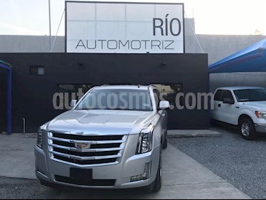 foto Cadillac Escalade Paq B 4x4 Lujo usado (2015) color Plata precio $739,000