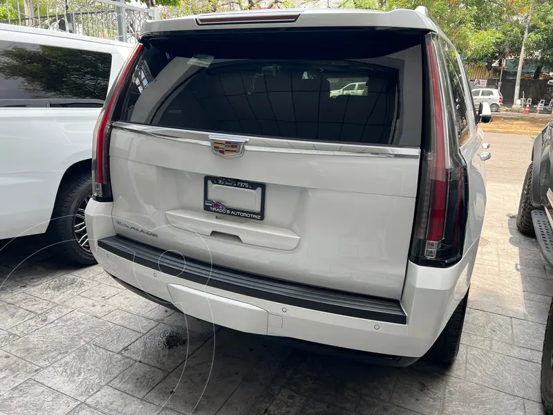 cadillac escalade