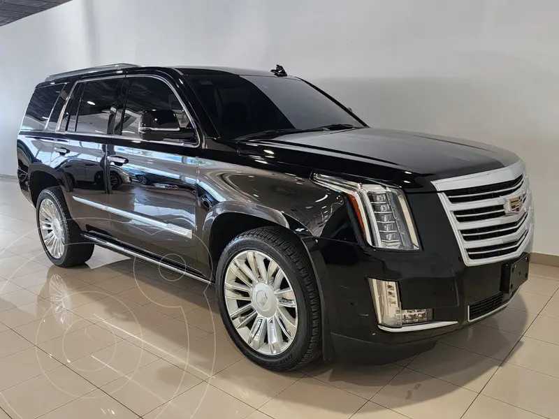 Foto Cadillac Escalade SUV Platinum usado (2020) color Negro financiado en mensualidades(enganche $218,300 mensualidades desde $20,650)