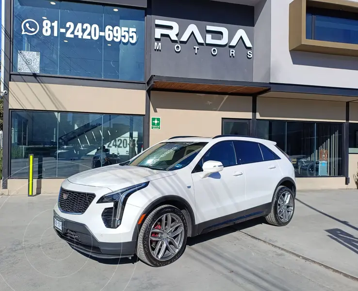 Foto Cadillac XT4 Sport usado (2021) color Blanco precio $559,000