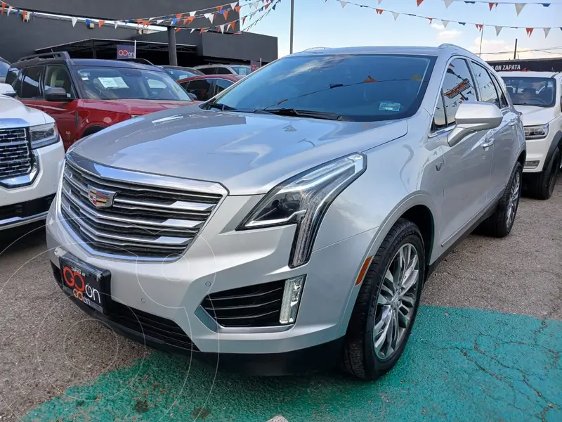 Foto Cadillac XT5 Premium usado (2018) color plateado precio $340,000