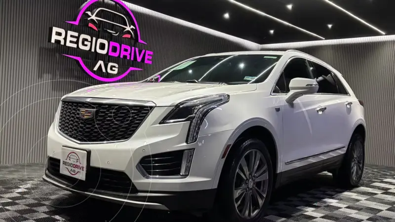 Foto Cadillac XT5 Platinum usado (2020) color Blanco Platinado precio $690,000