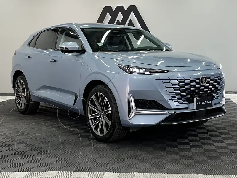 Foto Changan Uni-K Premium AWD usado (2025) color Azul precio $597,999