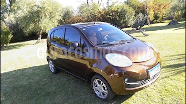 Chery QQ Confort Security usado (2018) color Marron precio $470.000