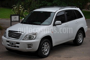 foto Chery Tiggo 2.0 4x2 Confort usado (2012) color Blanco
