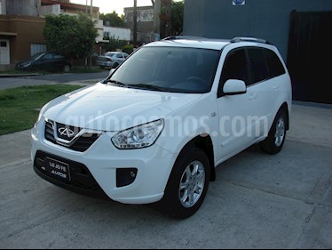 Foto venta Auto usado Chery Tiggo 2.0 4x2 Confort (2015) color Blanco precio $368.000