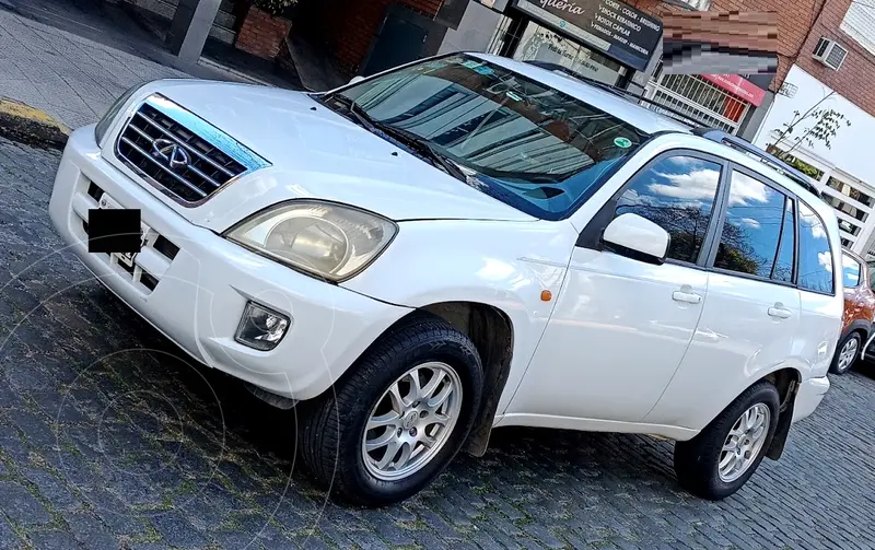 Foto Chery Tiggo 2.0 4x2 Confort usado (2013) color Blanco precio $11.000.000