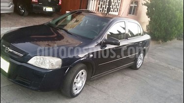 foto Chevrolet Astra 4P 2.0L Básico A usado (2004) color Azul precio $49,999