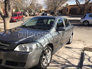 foto Chevrolet Astra GL 2.0 4P usado (2010) color Gris precio $220.000