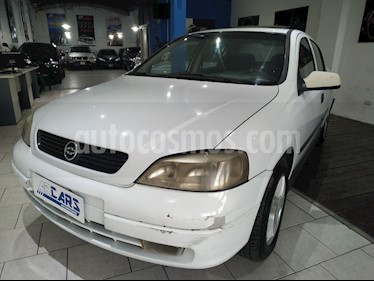 Foto Chevrolet Astra GLS 2.0 4P usado (2000) color Blanco precio $158.000