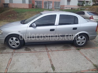 Chevrolet Astra Comfort Auto. usado (2002) color Plata precio BoF1.250
