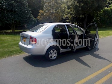 foto Chevrolet Aveo Family 1.5L usado (2012) color Plata precio $19.600.000