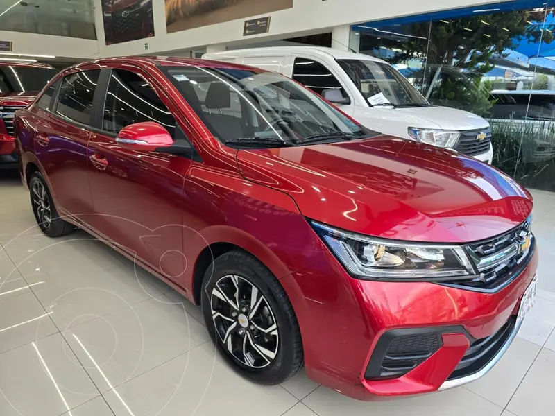 Foto Chevrolet Aveo HB LT Plus usado (2024) color Rojo precio $274,499