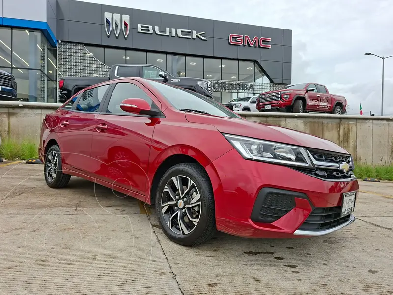Foto Chevrolet Aveo HB LT Plus usado (2025) color Rojo precio $310,000