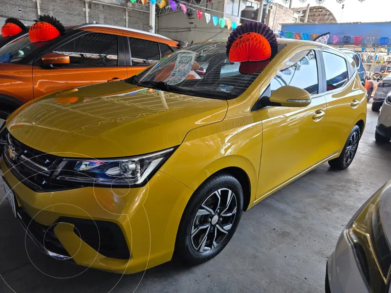 Foto Chevrolet Aveo HB LT Plus usado (2024) color Amarillo precio $268,500