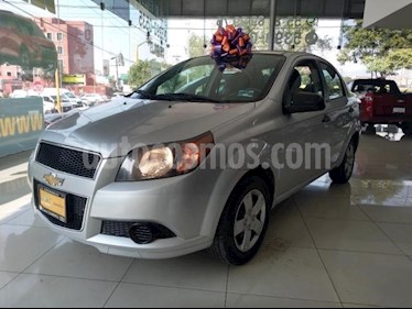 Foto Chevrolet Aveo 4P LS TA A/AC CD R-14 usado (2014) color Plata precio $98,000