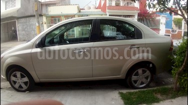 Foto Chevrolet Aveo LS Aut usado (2013) color Plata precio $110,000