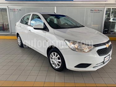 Foto Chevrolet Aveo LS Aut usado (2018) color Blanco precio $174,900