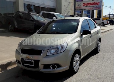 Chevrolet Aveo LS usado (2013) color Dorado precio $320.000