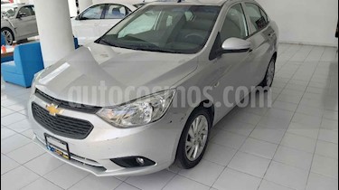 Foto Chevrolet Aveo LT Aut usado (2018) color Plata precio $149,900
