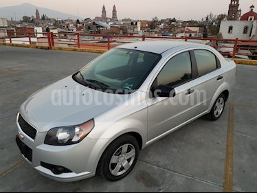 foto Chevrolet Aveo LT usado (2014) color Plata Brillante precio $105,000