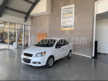 Foto Chevrolet Aveo LTZ Aut usado (2017) color Blanco precio $169,000