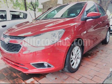foto Chevrolet Aveo LTZ usado (2018) color Rojo precio $157,800