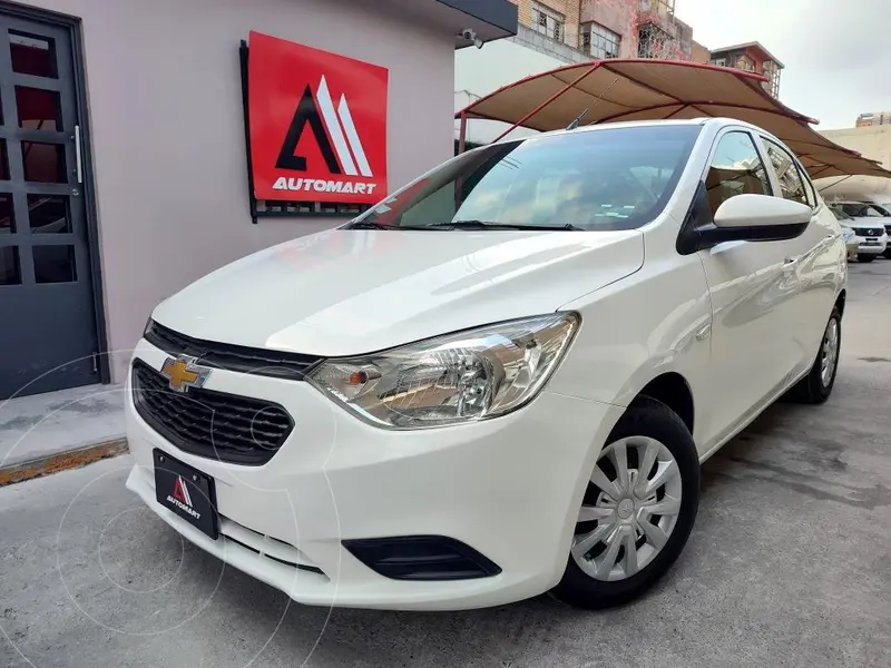 Foto Chevrolet Aveo LS usado (2022) color Blanco precio $209,000