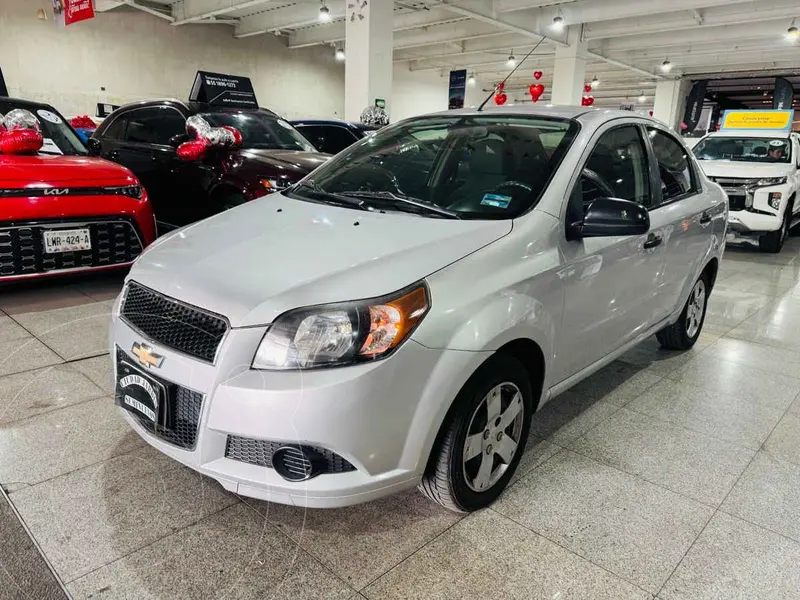 Foto Chevrolet Aveo LS Aut usado (2015) color Plata precio $150,000