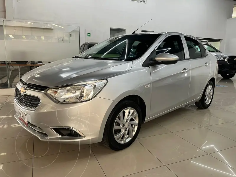 Foto Chevrolet Aveo LTZ usado (2020) color plateado financiado en mensualidades(enganche $56,952 mensualidades desde $4,889)