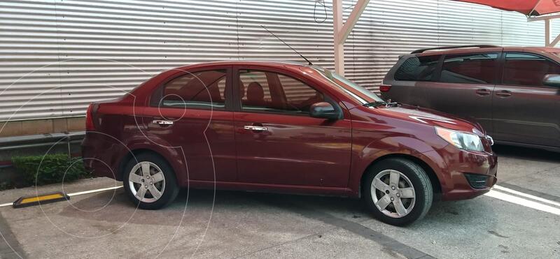 Foto Chevrolet Aveo LT usado (2017) color Rojo precio $165,000