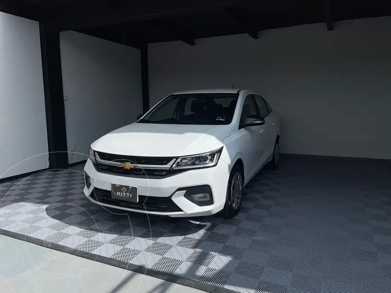 Foto Chevrolet Aveo LS usado (2024) color Blanco precio $259,000