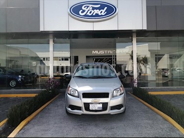 foto Chevrolet Aveo LS, AUTOMÁTICO CON A/A, CON RADIO usado (2015) color Plata precio $92,000