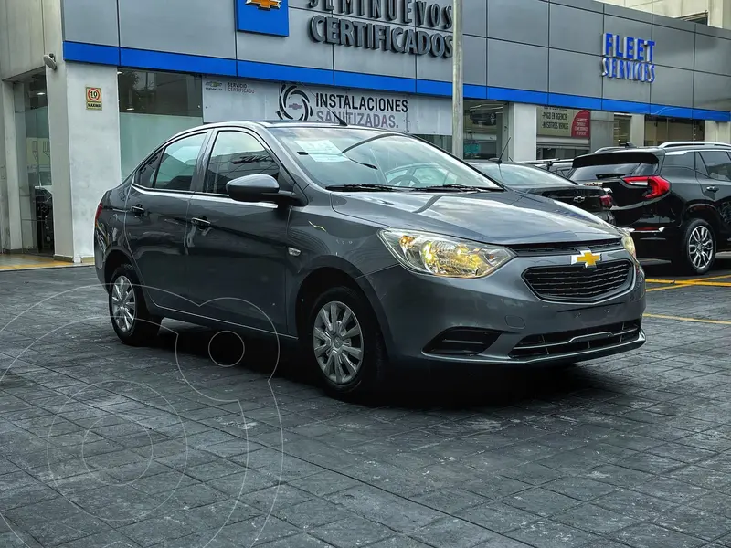 Foto Chevrolet Aveo LT usado (2022) color Gris precio $215,000
