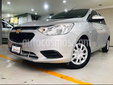 Chevrolet Aveo 4p LS L4/1.6 Man usado (2018) color Plata precio $164,000