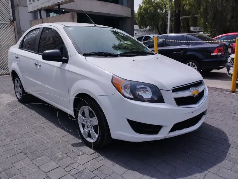 Foto Chevrolet Aveo LT usado (2017) color Blanco precio $165,000