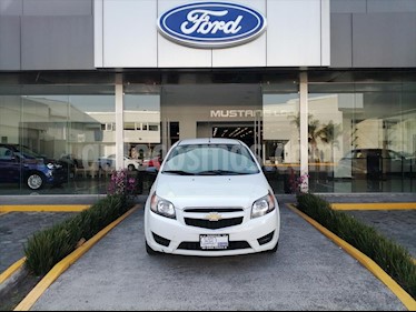 foto Chevrolet Aveo LS, MANUAL CON A/A Y RADIO usado (2017) color Blanco precio $114,000