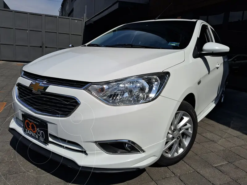 Foto Chevrolet Aveo LTZ usado (2019) color Blanco financiado en mensualidades(enganche $57,225 mensualidades desde $4,376)