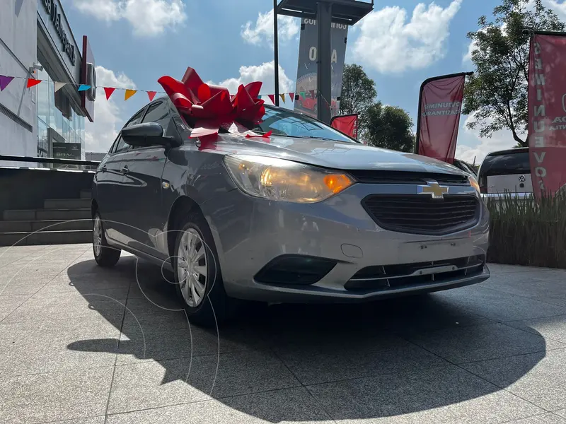 Foto Chevrolet Aveo LS usado (2023) color Gris precio $205,100