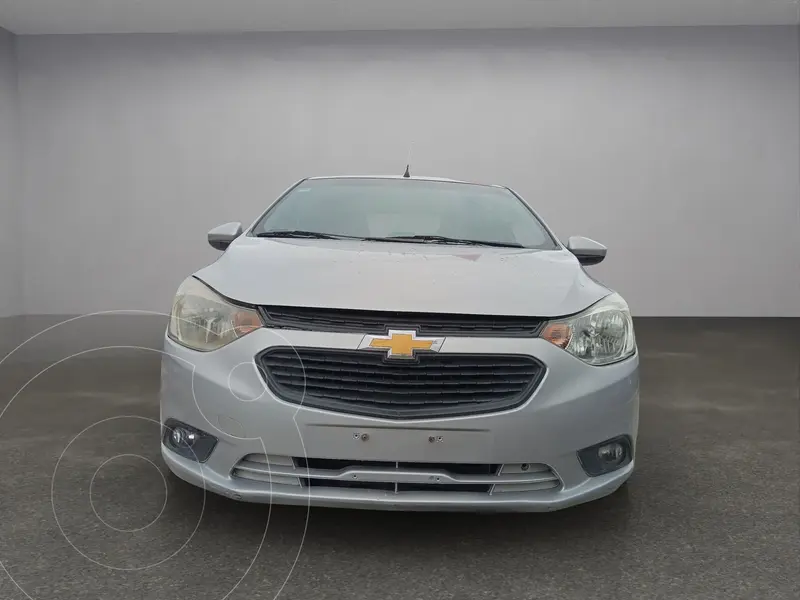 Foto Chevrolet Aveo LS usado (2018) color plateado precio $169,900