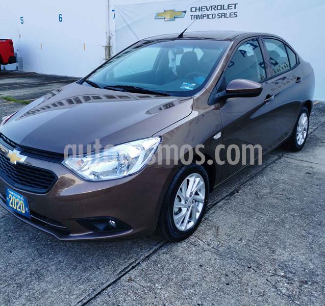 Chevrolet Aveo Paq C usado (2012) color Dorado precio $225,800