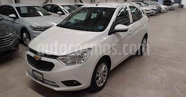 Chevrolet Aveo LT D AT usado (2020) color Blanco precio $199,900