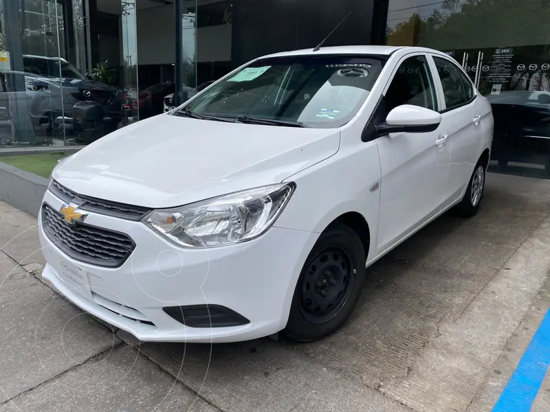 Foto Chevrolet Aveo LS usado (2020) color Blanco precio $184,000