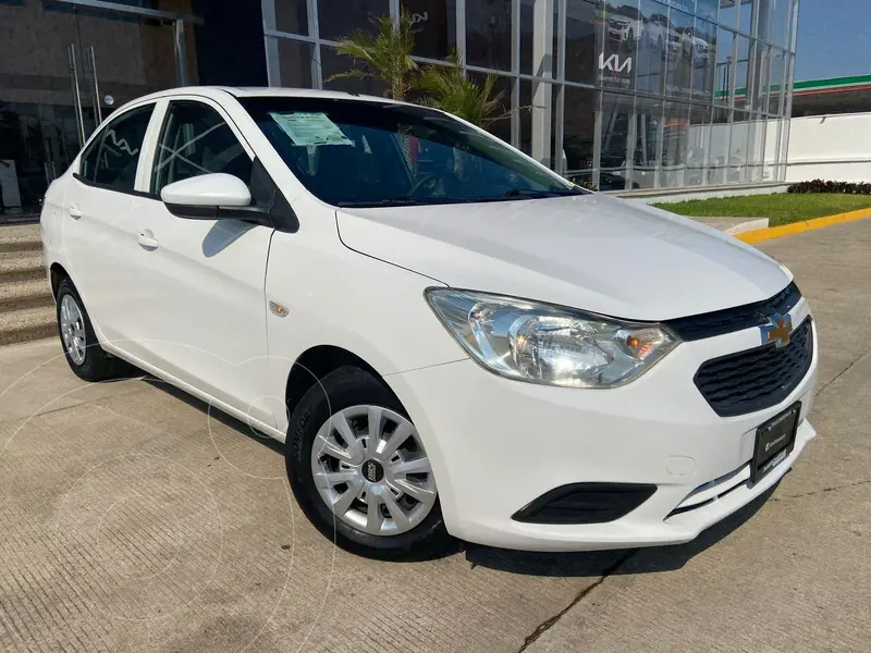 Foto Chevrolet Aveo LS usado (2020) color Blanco precio $189,900