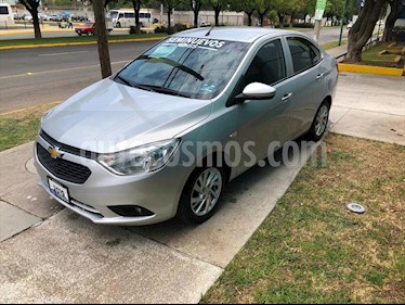 Chevrolet Aveo LT Aut usado (2019) color Plata precio $185,000