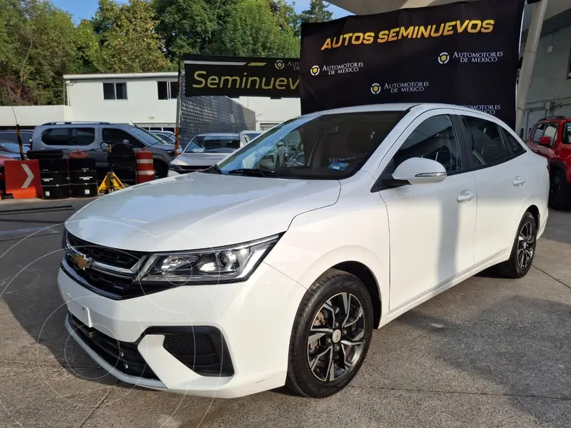 Foto Chevrolet Aveo LT Plus usado (2024) color Blanco financiado en mensualidades(enganche $55,000 mensualidades desde $7,052)