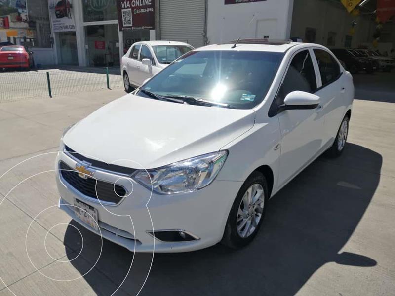 Foto Chevrolet Aveo LTZ usado (2020) color Blanco precio $230,000